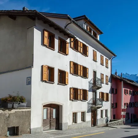 Cozy Alpine Loft With Fireplace Apartment *