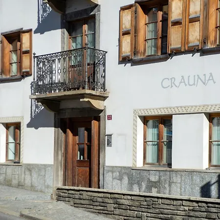 Apartment Cozy Alpine Loft With Fireplace