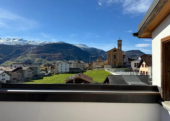 Lantsch-lenz Attic For 7 People Crauna Appartamento *